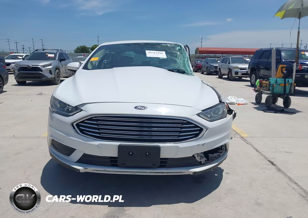 2018 Ford Fusion Hybrid S VIN:3FA6P0UU9JR142373 - 12