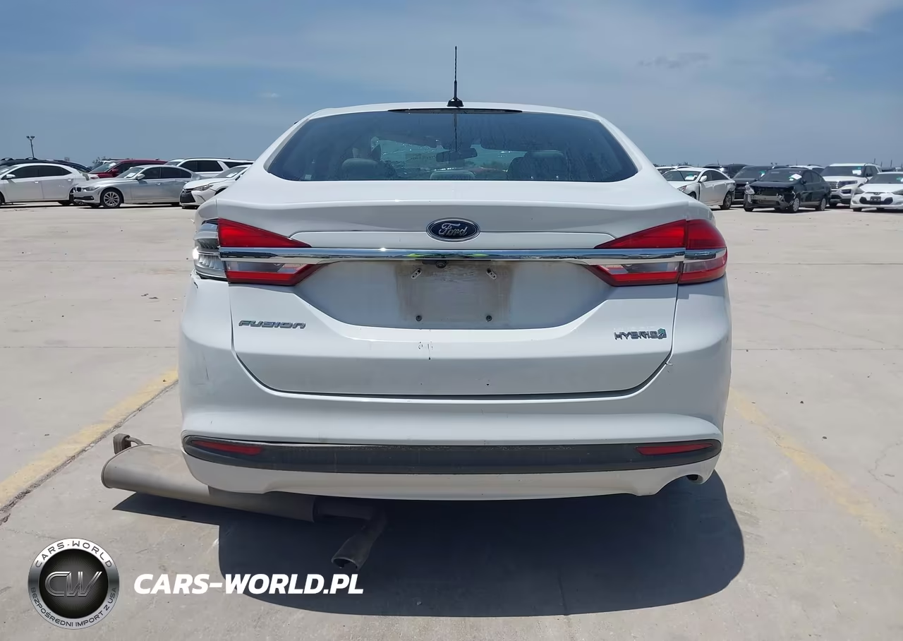 2018 Ford Fusion Hybrid S VIN:3FA6P0UU9JR142373 - 16