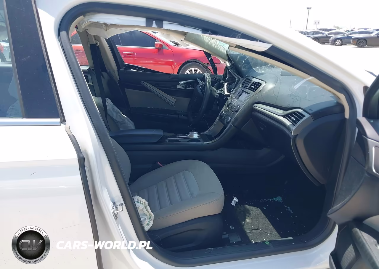 2018 Ford Fusion Hybrid S VIN:3FA6P0UU9JR142373 - 5