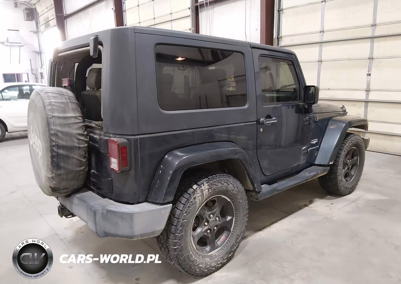 2007 Jeep Wrangler Sahara VIN:1J4FA54187L108912 - 4
