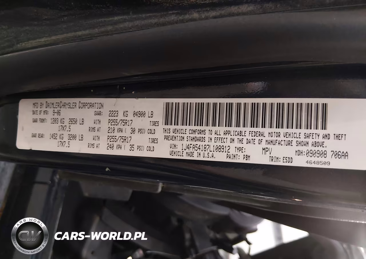 2007 Jeep Wrangler Sahara VIN:1J4FA54187L108912 - 9