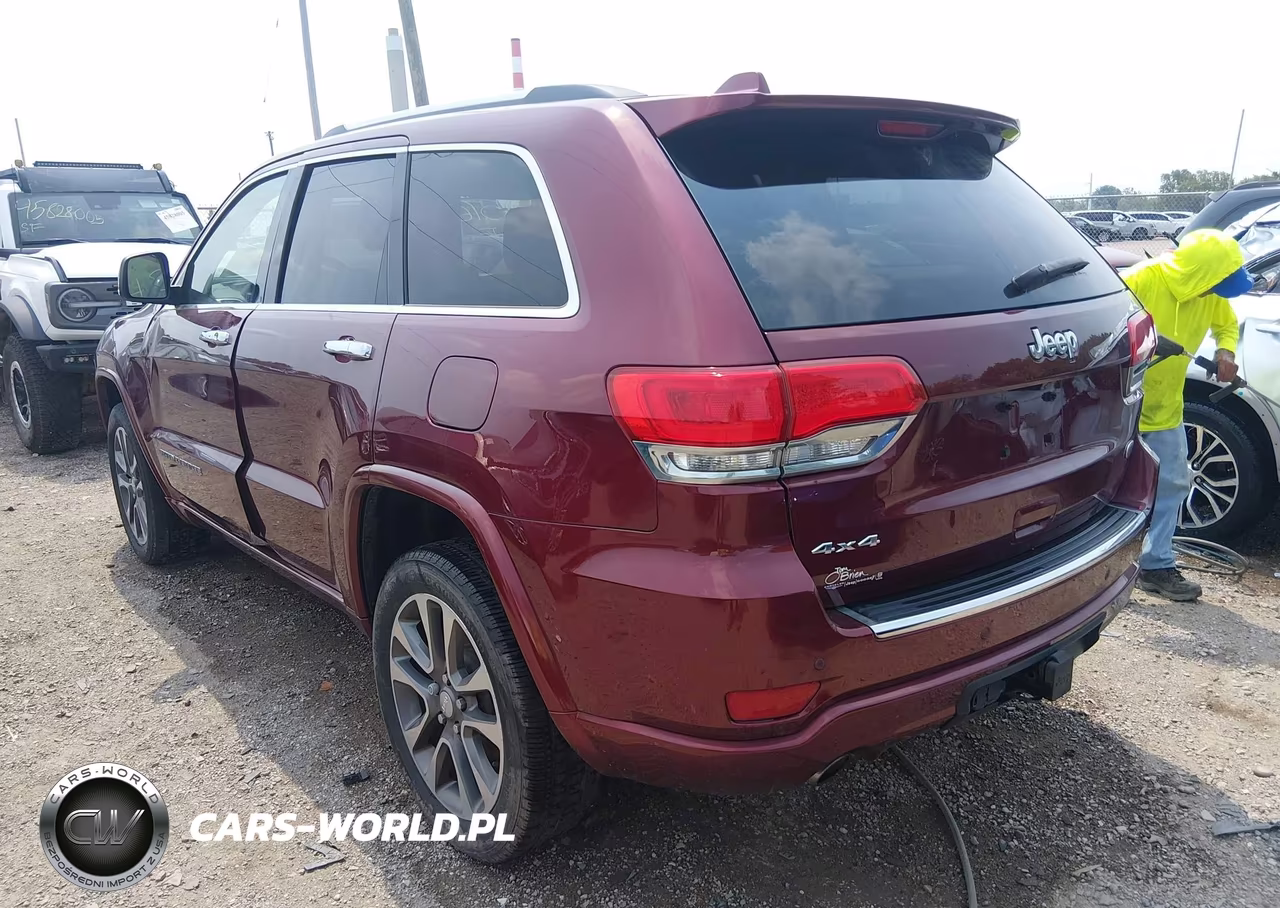 2018 Jeep Grand Cherokee Overland 4X4 VIN:1C4RJFCG0JC108134 - 3