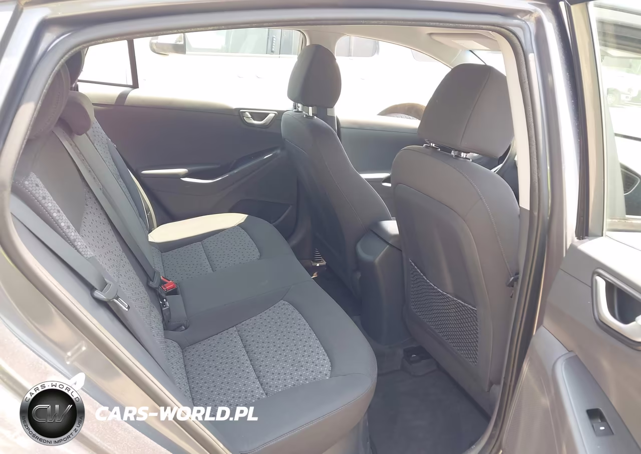 2018 Hyundai Ioniq Hybrid Blue VIN:KMHC65LC6JU099928 - 8