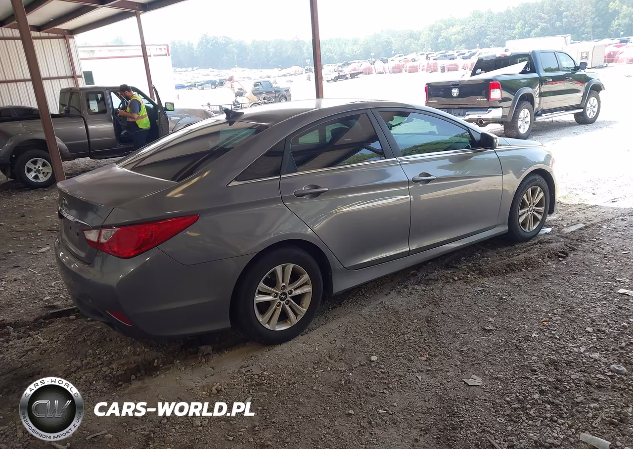 2014 Hyundai Sonata Gls VIN:5NPEB4AC7EH942217 - 4