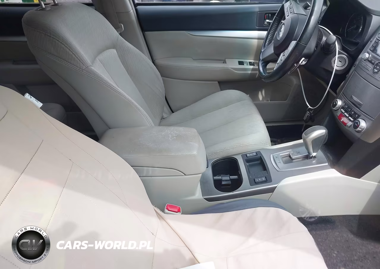2011 Subaru Outback 2.5I Premium VIN:4S4BRBCC1B3330694 - 5