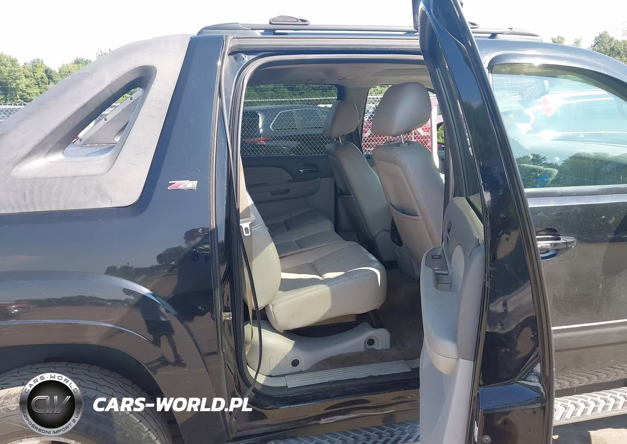 2012 Chevrolet Avalanche Lt VIN:3GNTKFE73CG164706 - 8