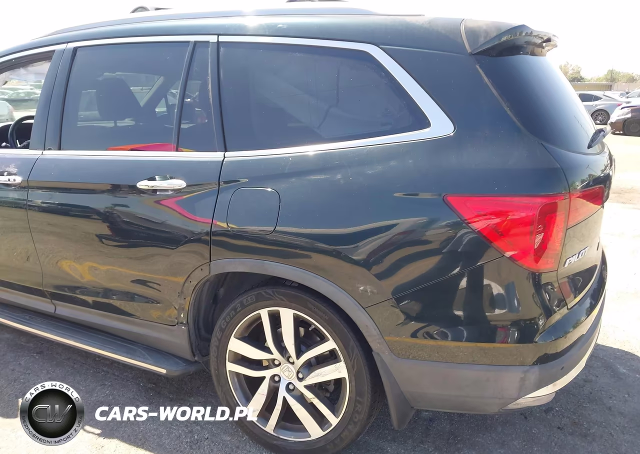 2016 Honda Pilot Touring VIN:5FNYF6H93GB125593 - 6