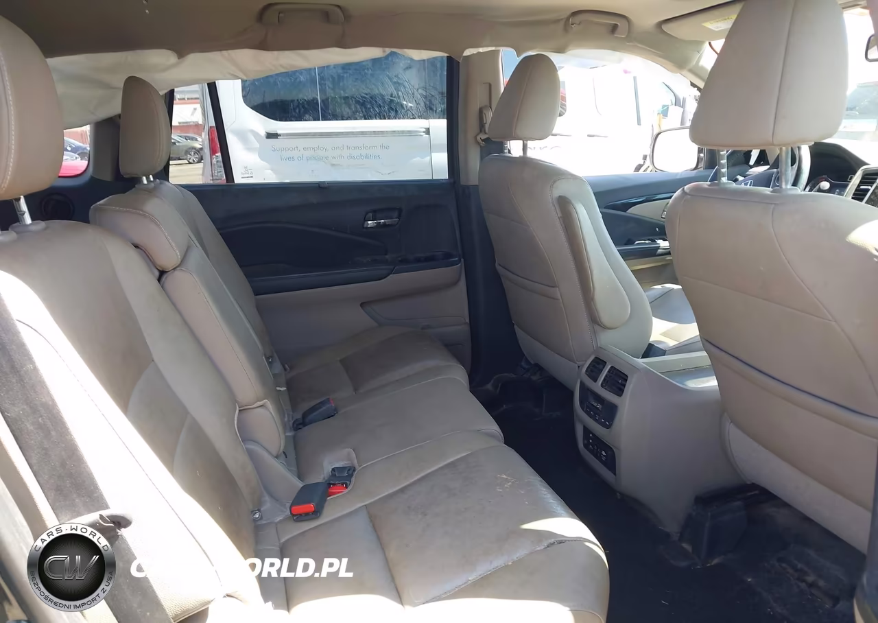 2016 Honda Pilot Touring VIN:5FNYF6H93GB125593 - 8
