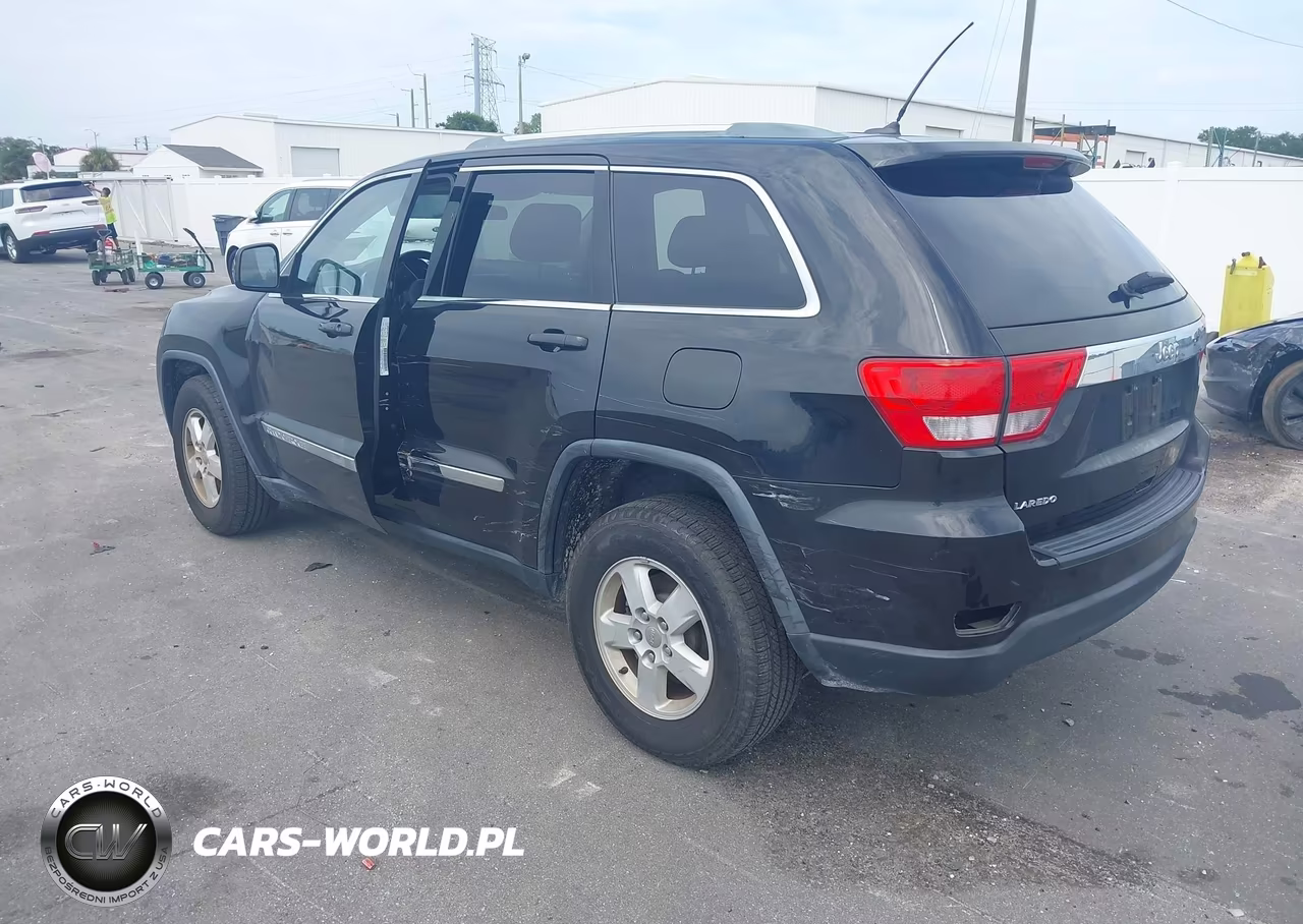 2012 Jeep Grand Cherokee Laredo VIN:1C4RJEAG5CC229497 - 3