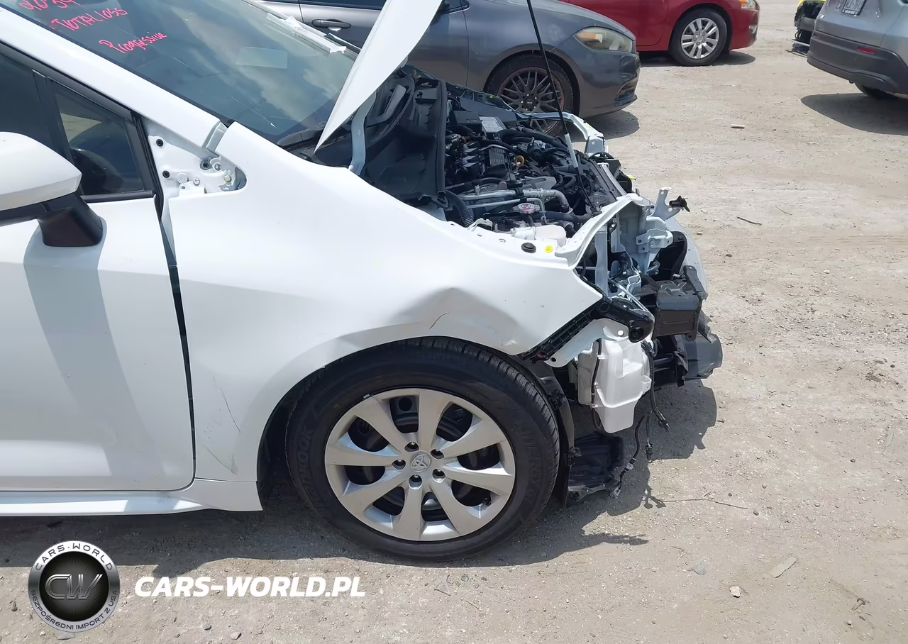 2026 Toyota Corolla Le VIN:5YFB4MDE0TP479055 - 19
