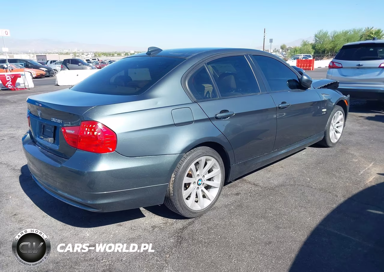 2011 BMW 328I xDrive VIN:WBAPK7C59BA973803 - 4