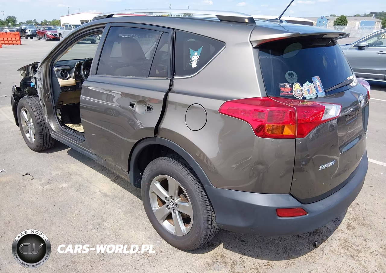 2015 Toyota Rav4 Xle VIN:JTMRFREV1FD128800 - 3