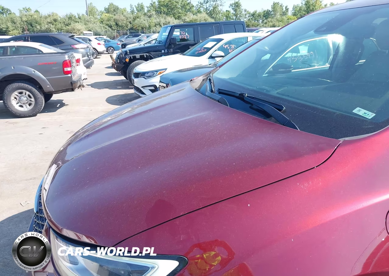 2021 Chrysler Pacifica Hybrid Touring L VIN:2C4RC1L74MR591667 - 6