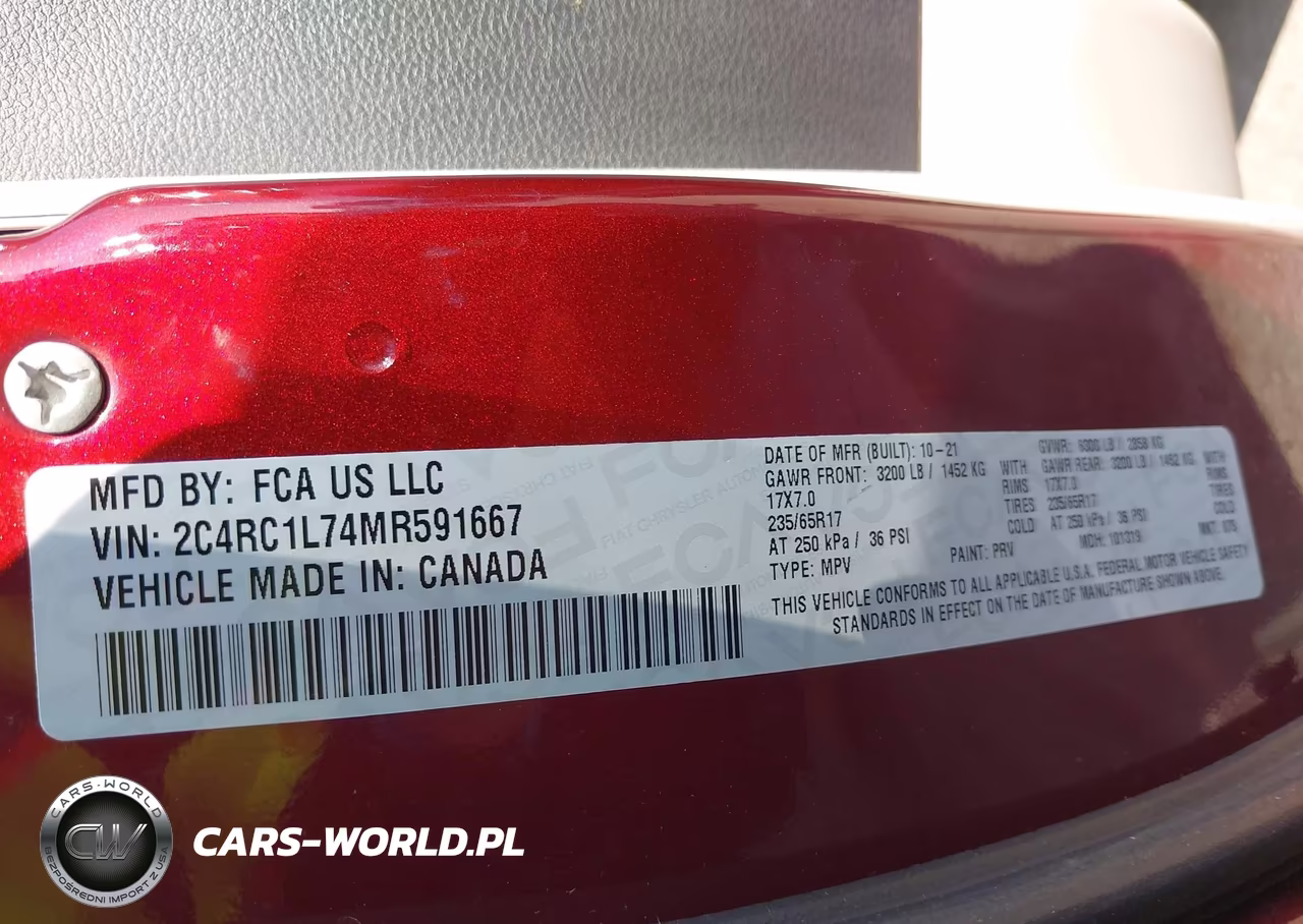 2021 Chrysler Pacifica Hybrid Touring L VIN:2C4RC1L74MR591667 - 9
