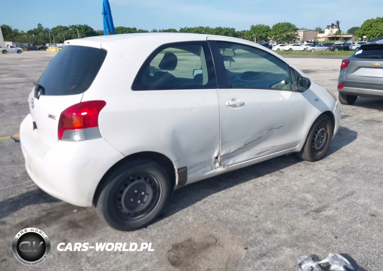 2010 Toyota Yaris VIN:JTDJT4K39A5320772 - 4