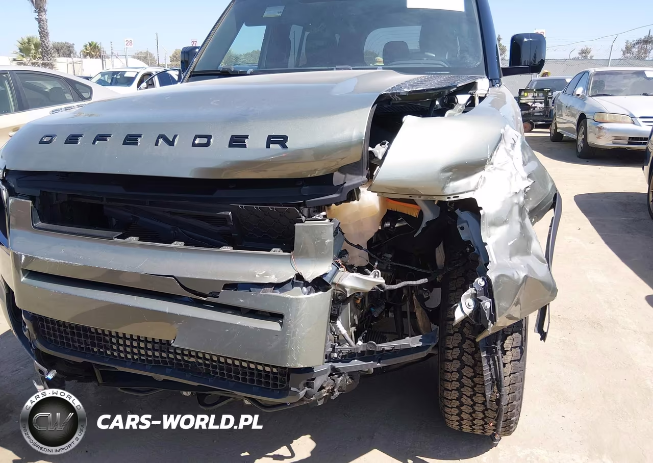 2023 Land Rover Defender 110 S VIN:SALEJ7EX7P2204383 - 6