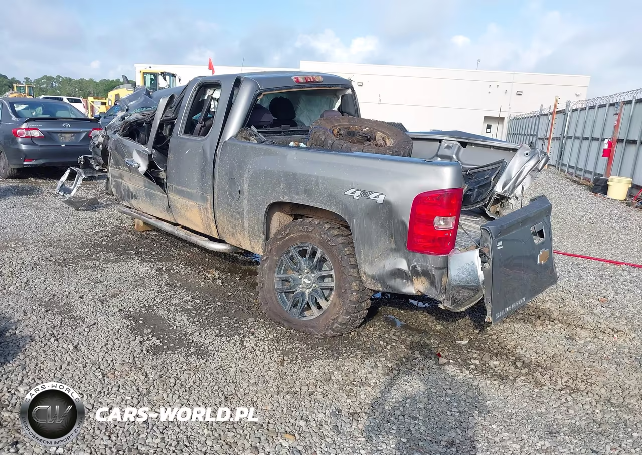 2013 Chevrolet Silverado 1500 Lt VIN:1GCRKSE77DZ374593 - 3
