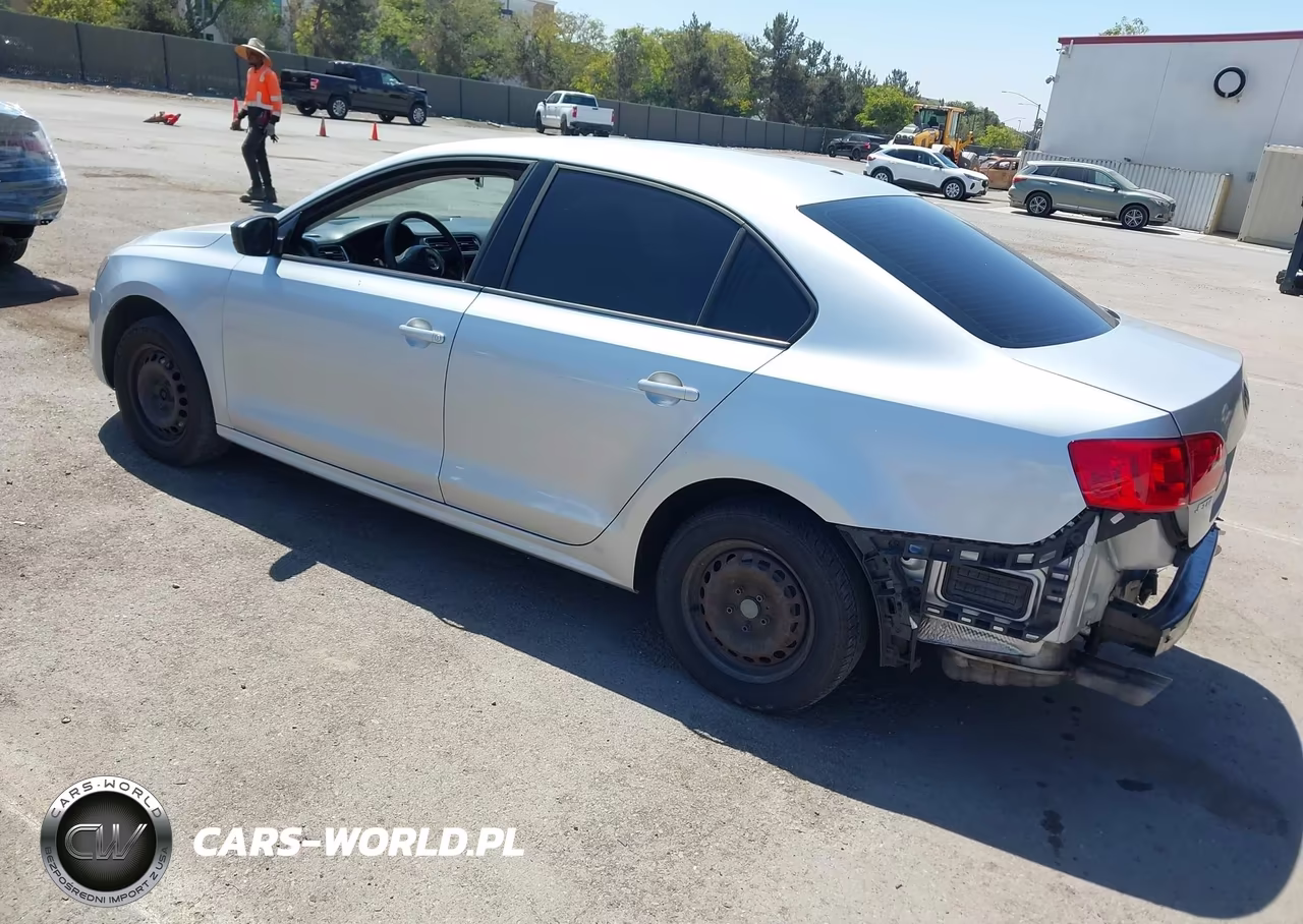 2012 Volkswagen Jetta 2.0L S VIN:3VW2K7AJXCM305023 - 3