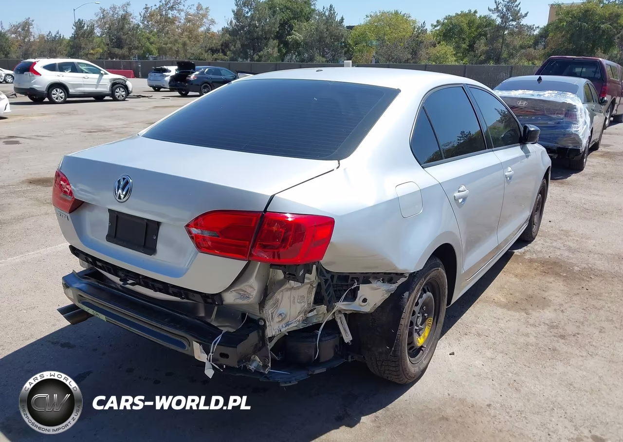2012 Volkswagen Jetta 2.0L S VIN:3VW2K7AJXCM305023 - 6