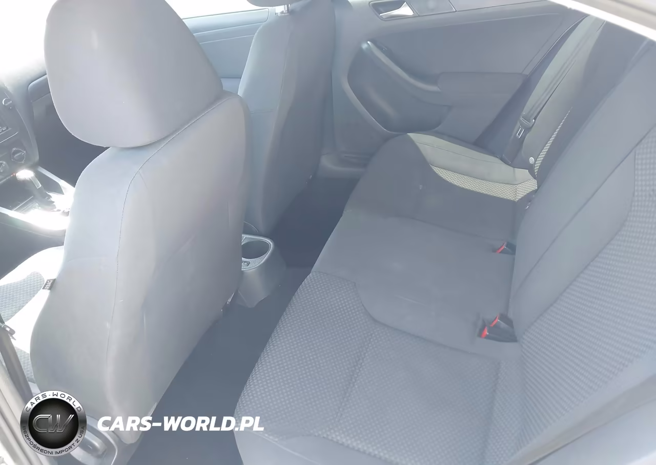 2012 Volkswagen Jetta 2.0L S VIN:3VW2K7AJXCM305023 - 8