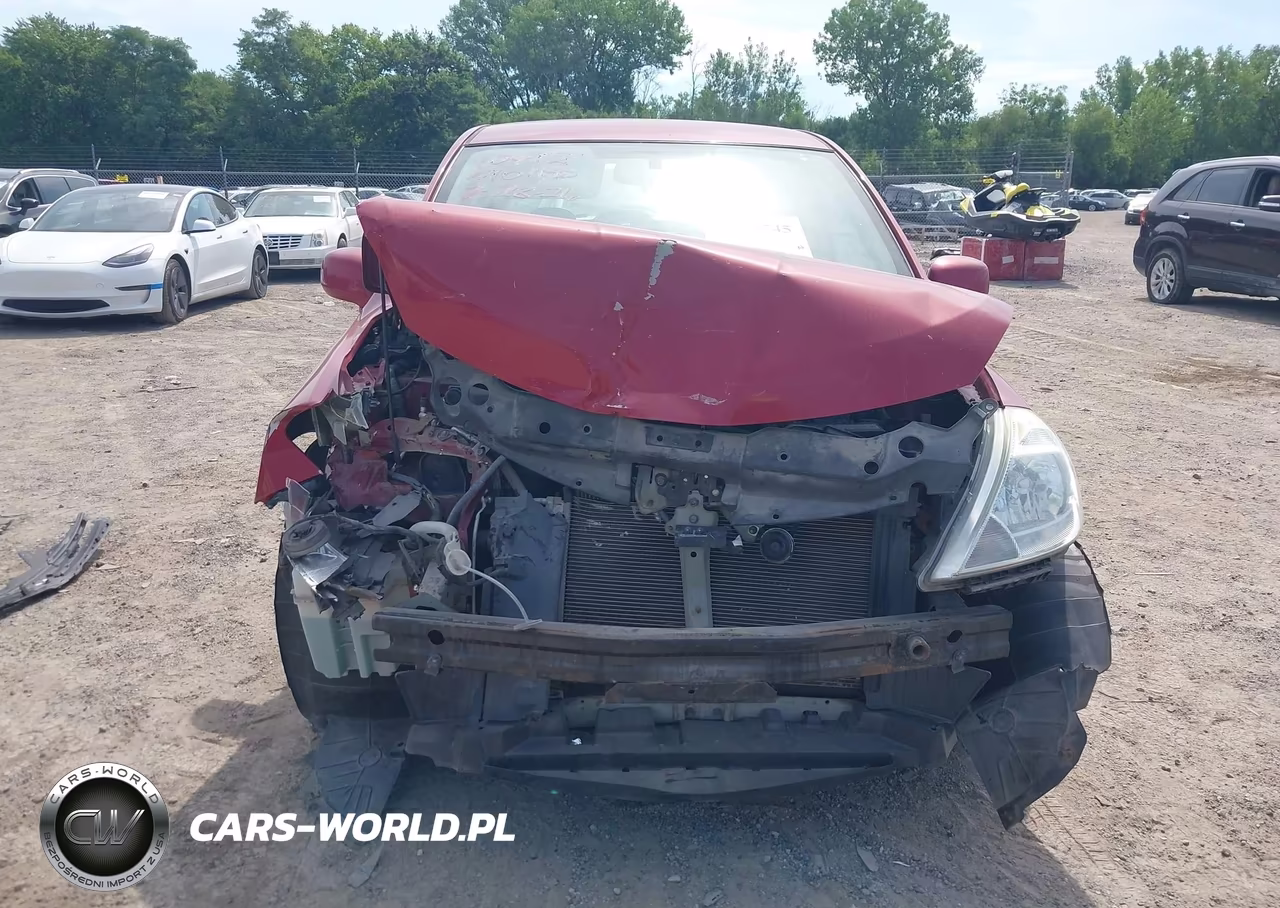 2010 Nissan Versa 1.8S VIN:3N1BC1AP1AL392690 - 6