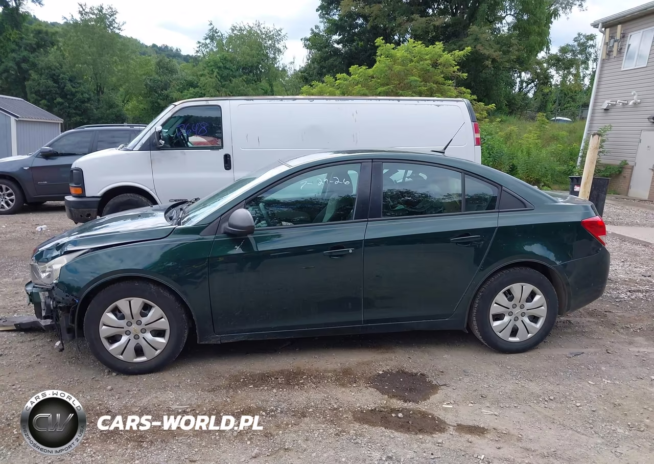 2014 Chevrolet Cruze Ls Auto VIN:1G1PA5SG7E7176411 - 14
