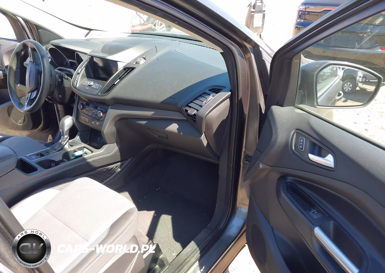 2019 Ford Escape Se VIN:1FMCU0GD0KUA69157 - 5