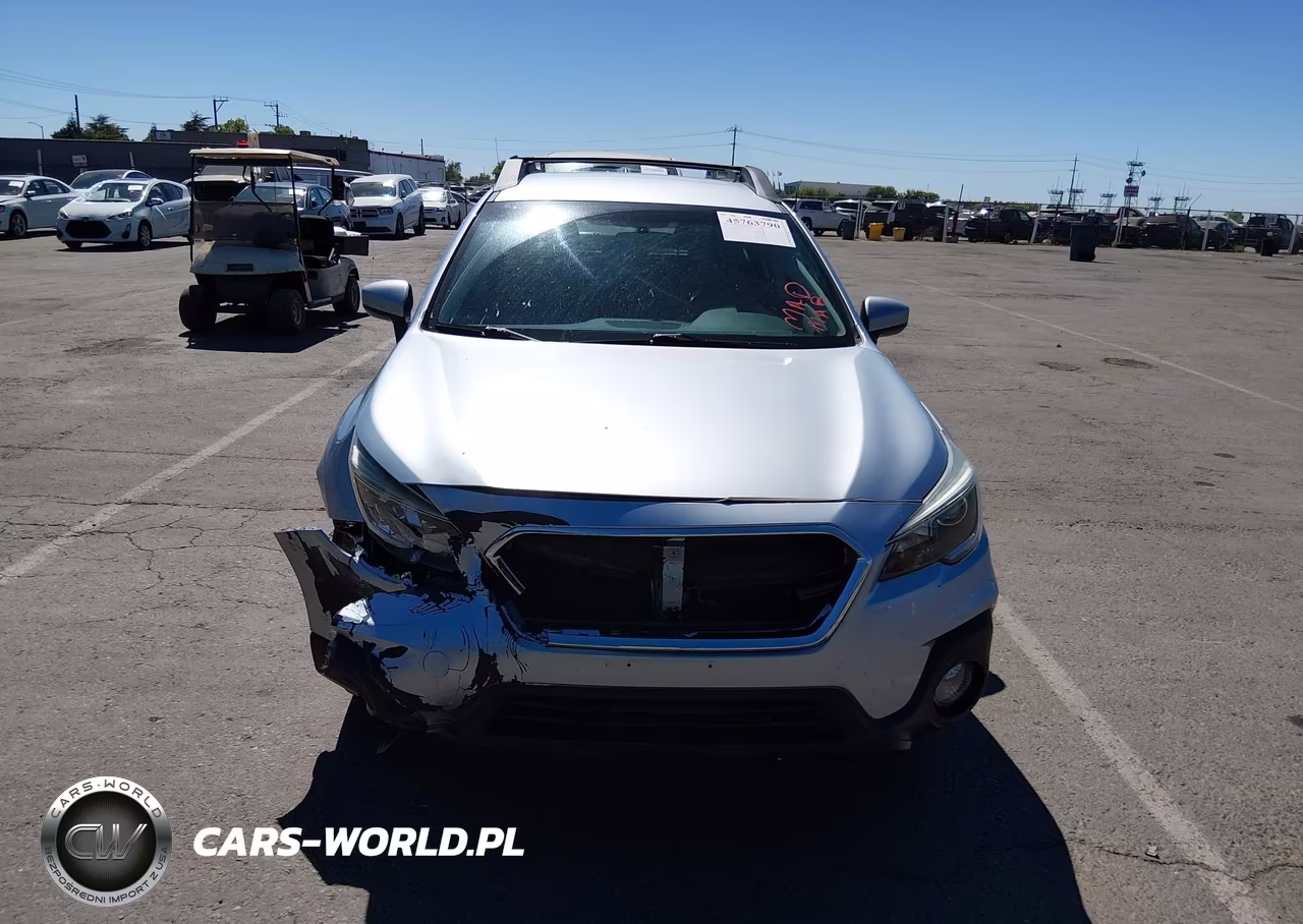 2018 Subaru Outback 2.5I Premium VIN:4S4BSACC1J3200640 - 12