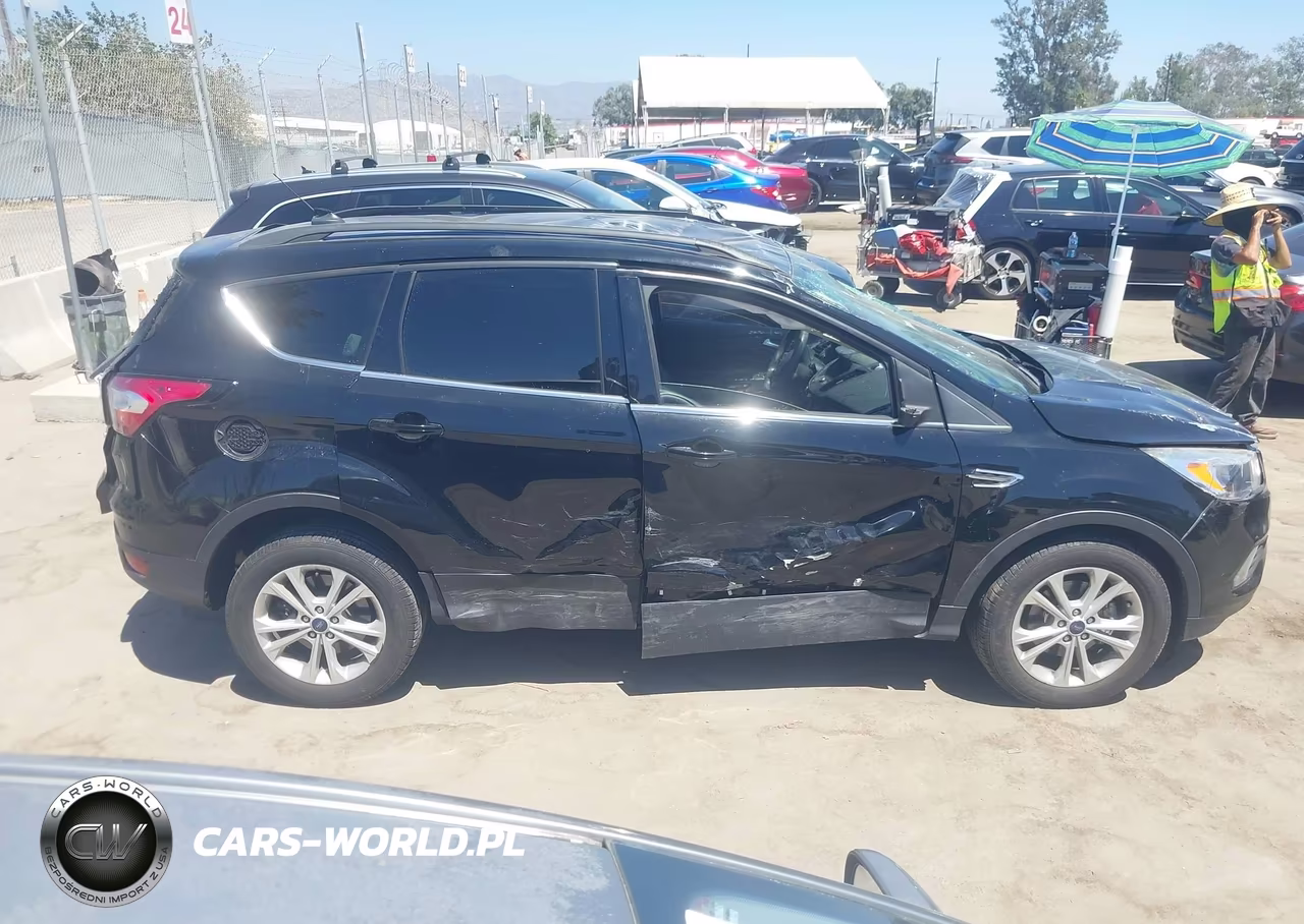 2018 Ford Escape Se VIN:1FMCU0GDXJUB44638 - 13