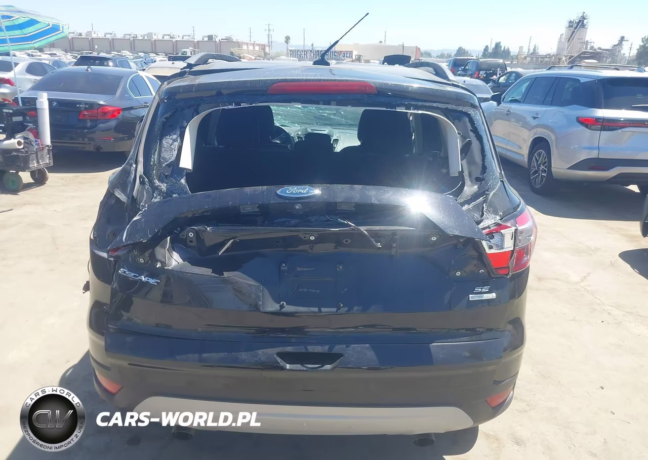 2018 Ford Escape Se VIN:1FMCU0GDXJUB44638 - 16