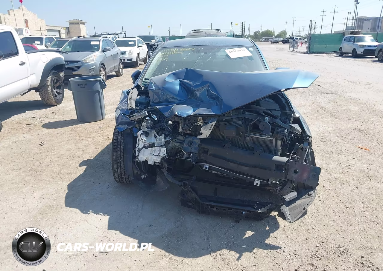 2017 Mazda Mazda3 Sport VIN:3MZBN1U75HM125170 - 13