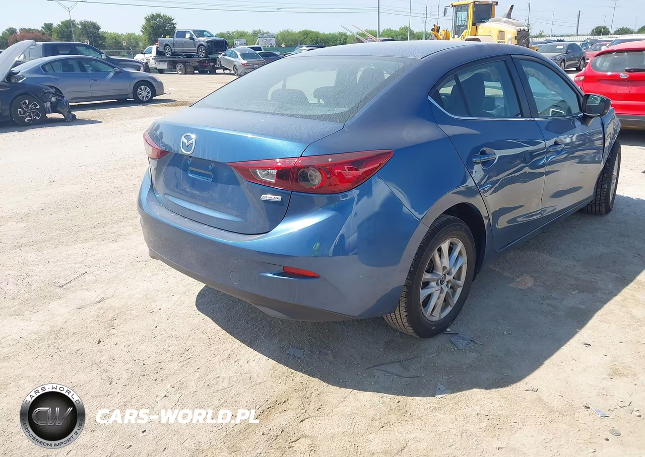 2017 Mazda Mazda3 Sport VIN:3MZBN1U75HM125170 - 4