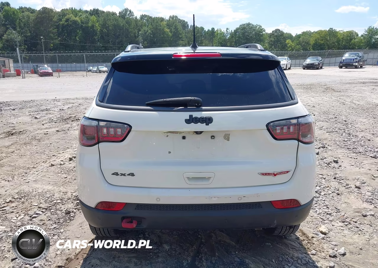 2019 Jeep Compass Trailhawk 4X4 VIN:3C4NJDDB8KT780132 - 16