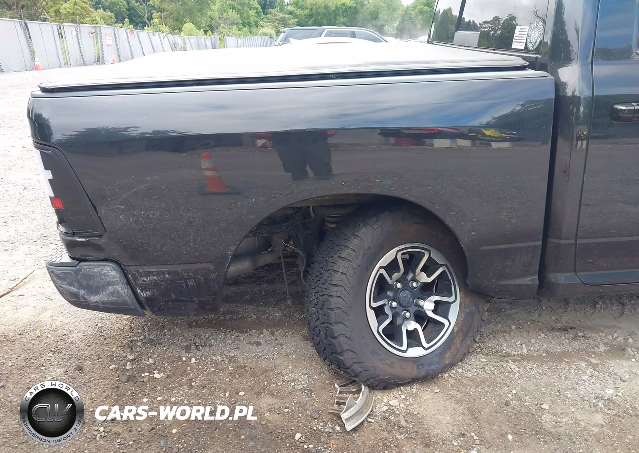 2017 Ram 1500 Rebel VIN:1C6RR7YT7HS536620 - 6