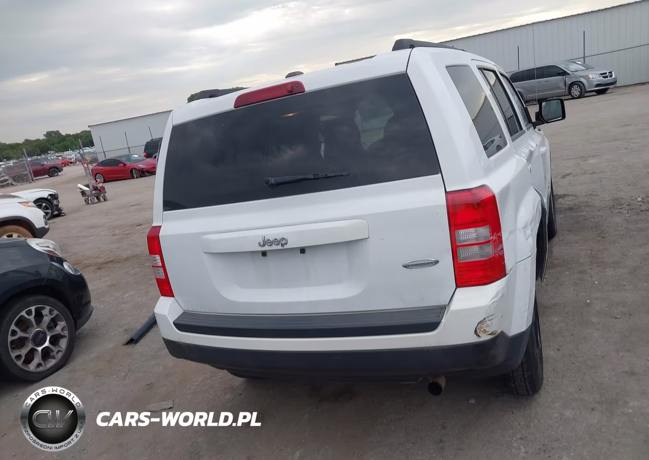 2017 Jeep Patriot Latitude VIN:1C4NJPFB7HD184880 - 16