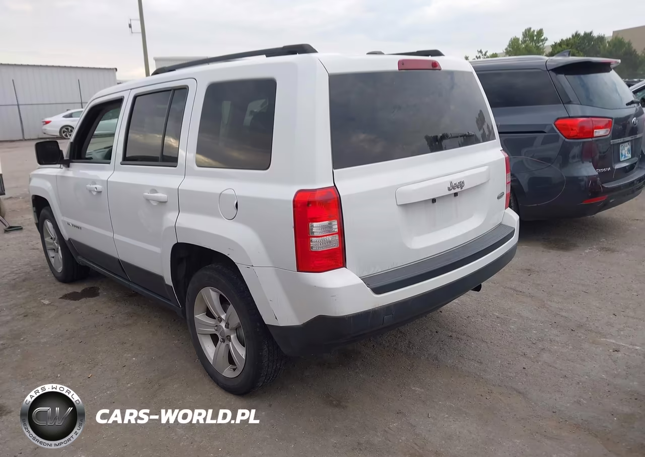 2017 Jeep Patriot Latitude VIN:1C4NJPFB7HD184880 - 3