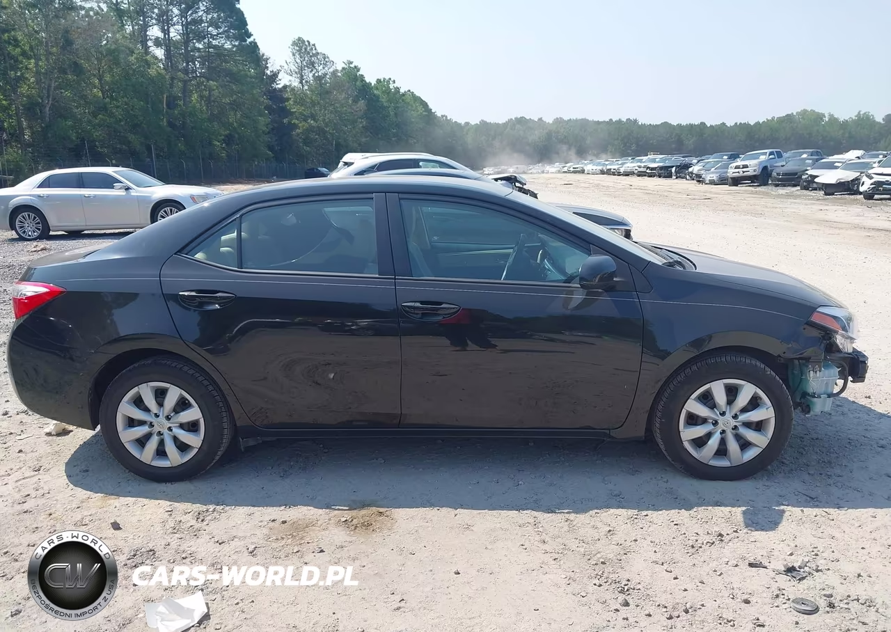 2016 Toyota Corolla Le VIN:5YFBURHE3GP373096 - 14