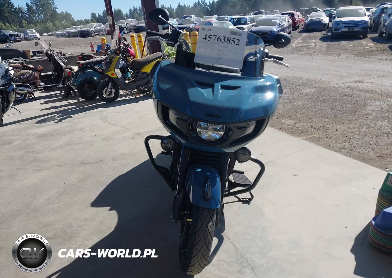 2022 Indian Motorcycle Co. Challenger Dark Horse VIN:56KLCCRR3N3412405 - 5