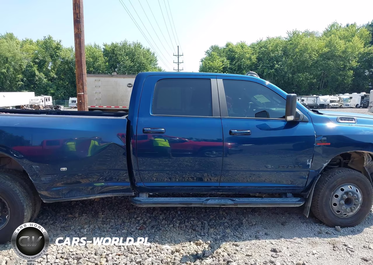 2022 Ram 3500 Big Horn 4X4 8' Box VIN:3C63RRHL6NG415372 - 13