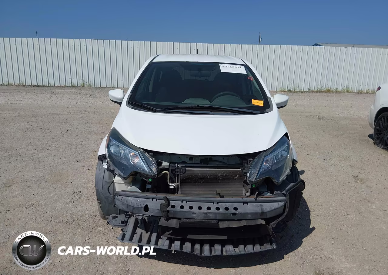 2018 Nissan Versa Note S VIN:3N1CE2CP6JL360710 - 6