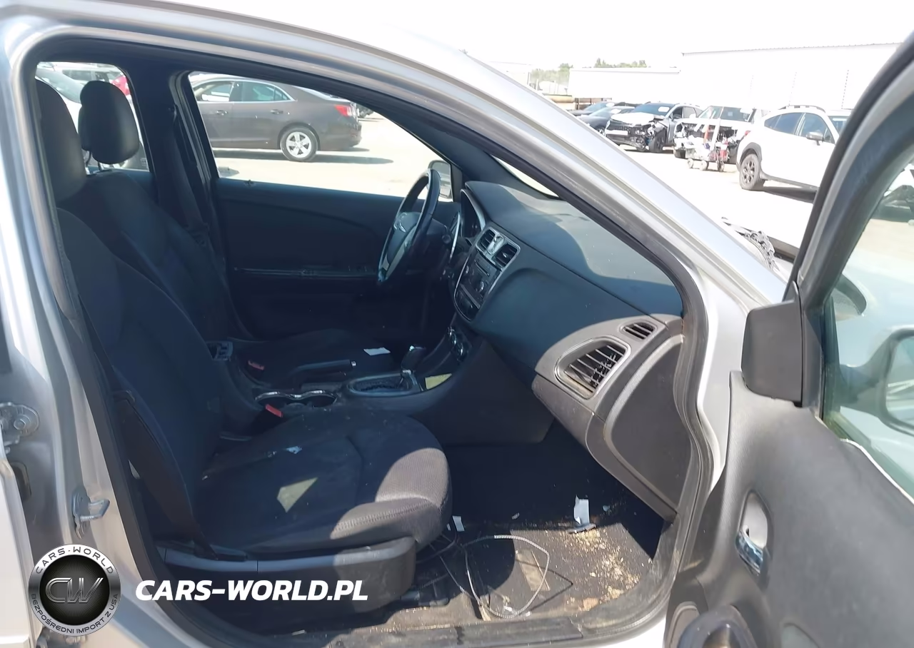 2012 Chrysler 200 Touring VIN:1C3CCBBB3CN212644 - 5