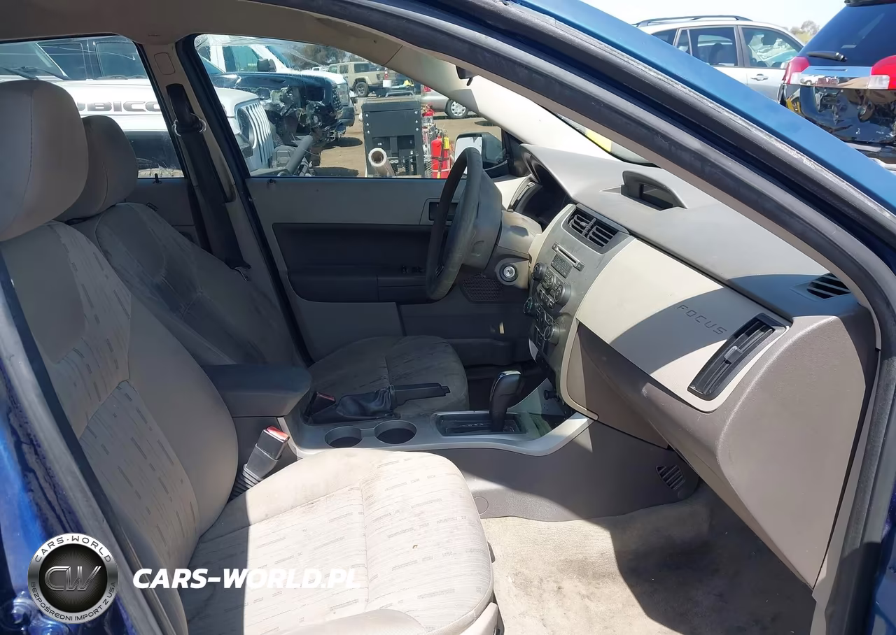 2009 Ford Focus Se VIN:1FAHP35N89W103736 - 5