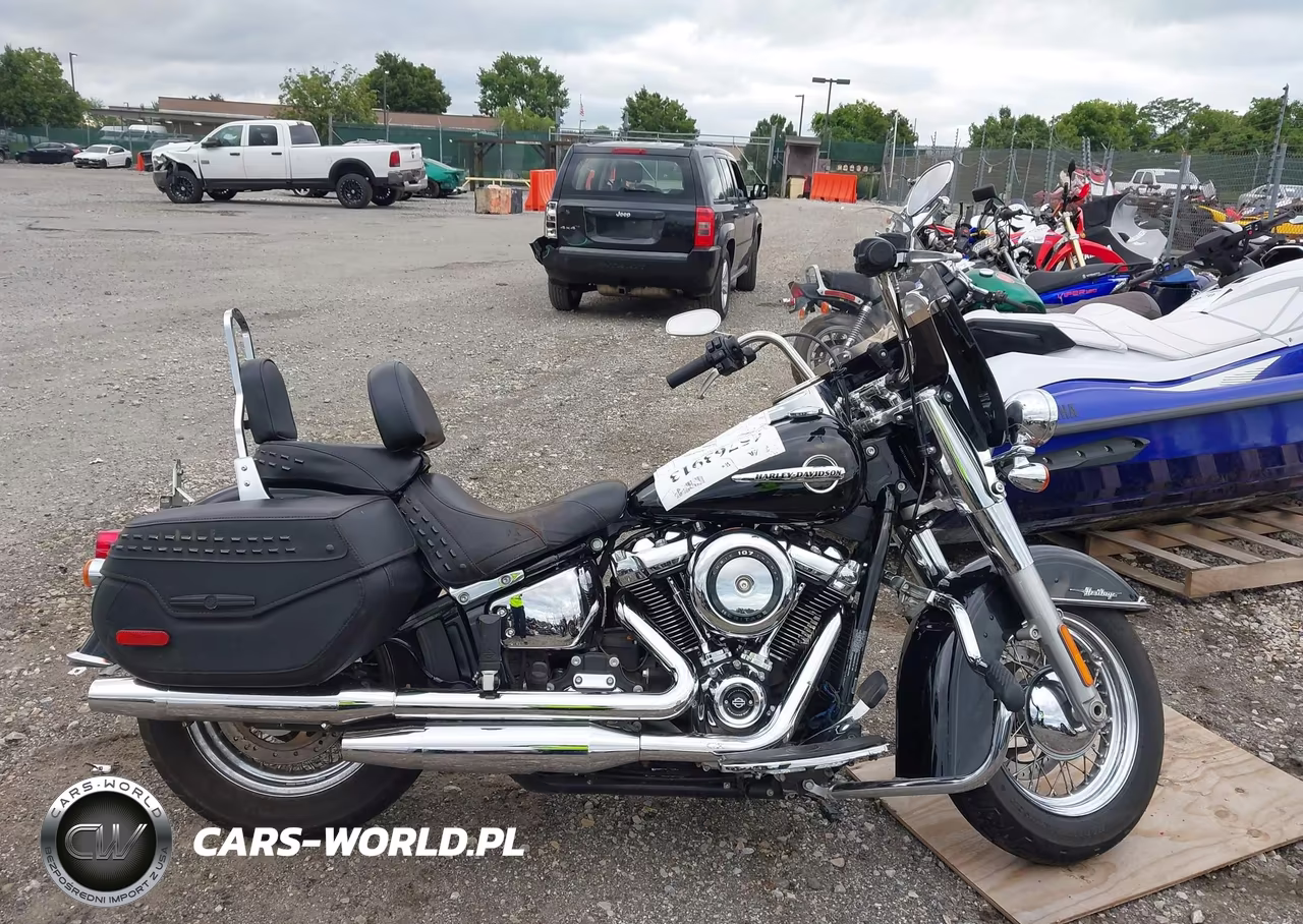 2020 Harley-Davidson Flhc VIN:1HD1YAJ19LB069447 - 12