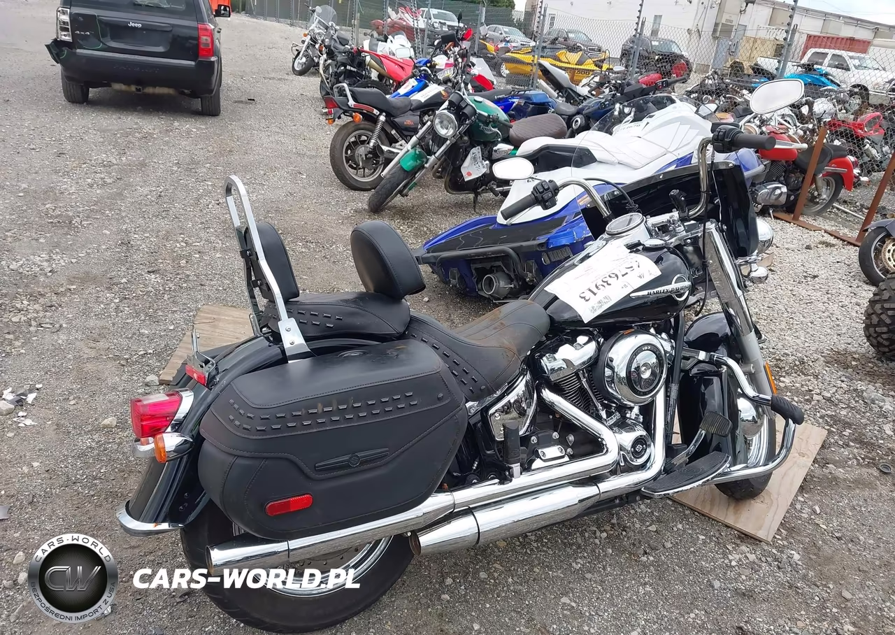 2020 Harley-Davidson Flhc VIN:1HD1YAJ19LB069447 - 4