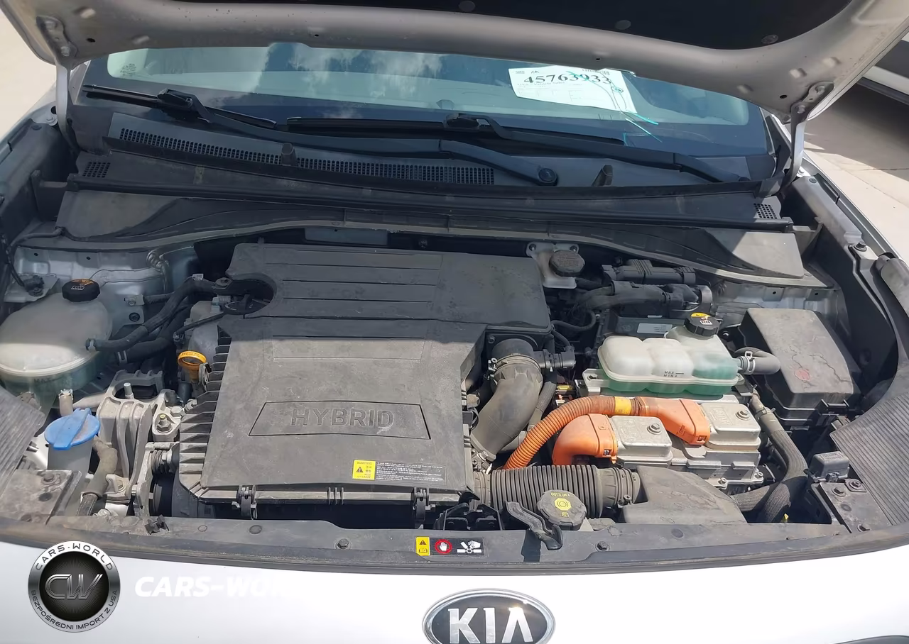 2018 Kia Niro Fe VIN:KNDCB3LC8J5186910 - 10