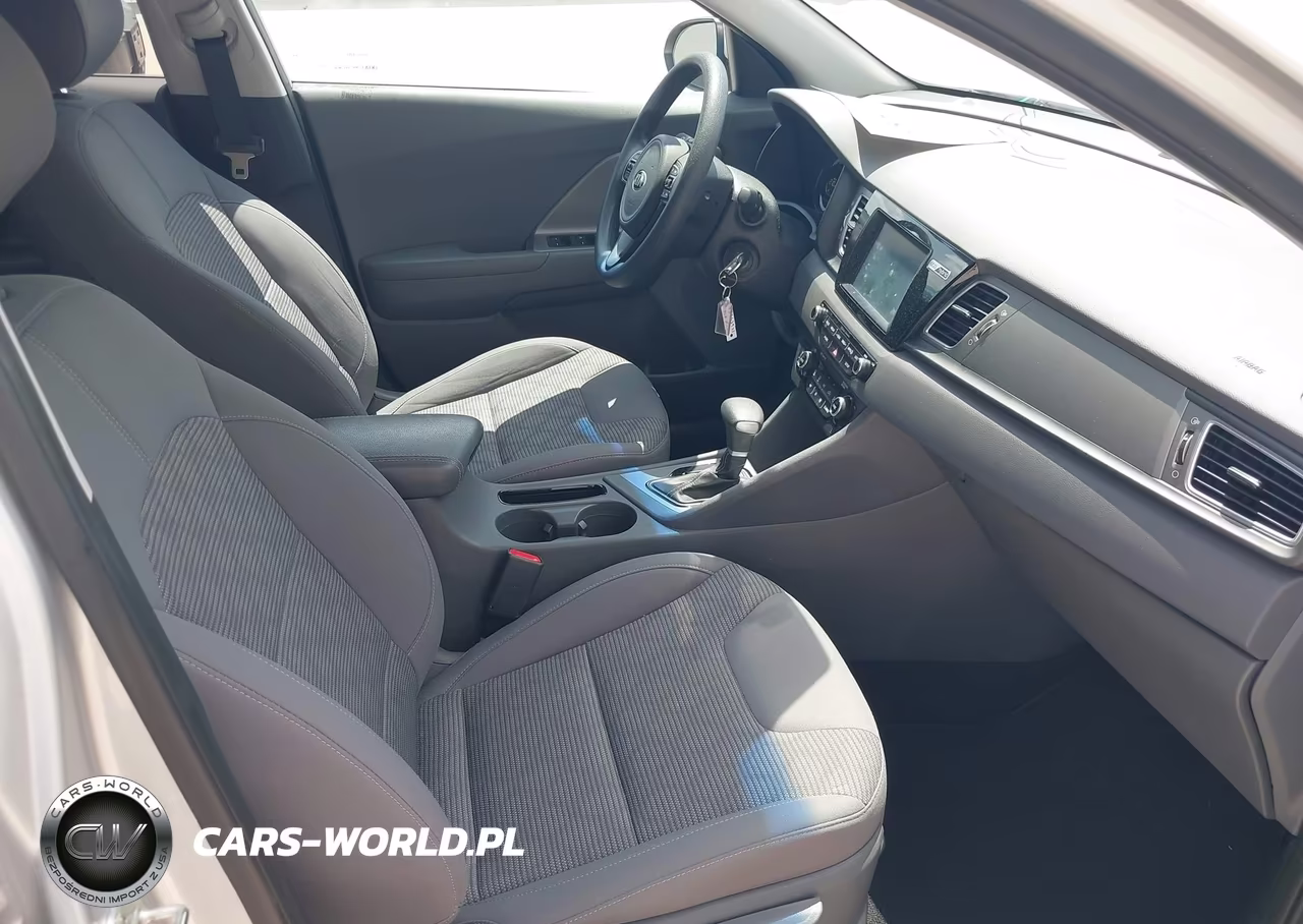 2018 Kia Niro Fe VIN:KNDCB3LC8J5186910 - 5