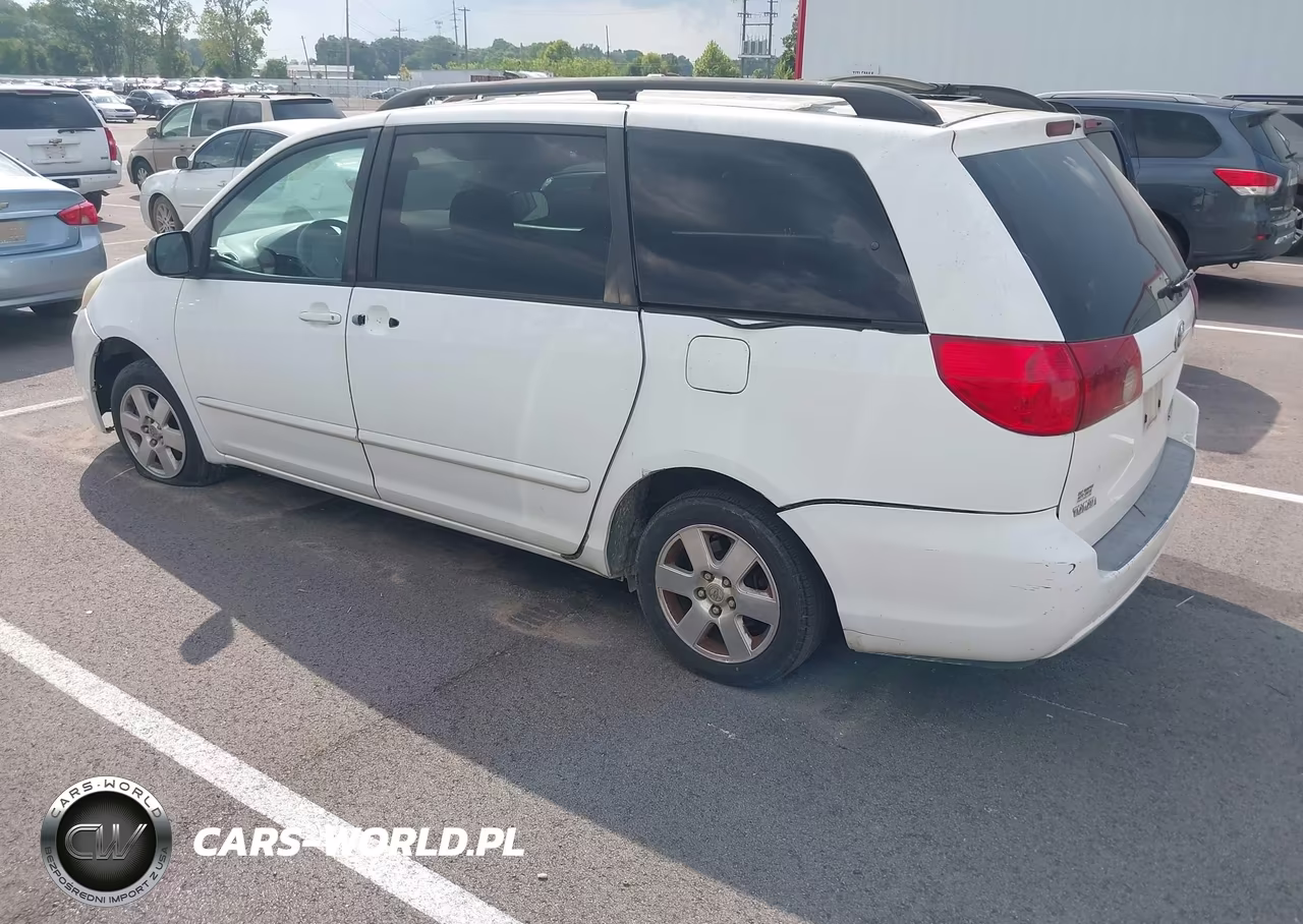 2006 Toyota Sienna Le VIN:5TDZA23C86S513069 - 3