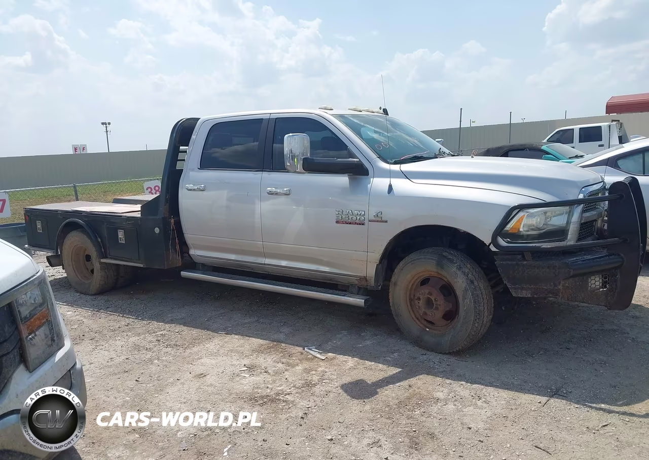 2013 Ram 3500 Chassis Tradesman-Slt-Laramie VIN:3C7WRTCL1DG542817 - 14