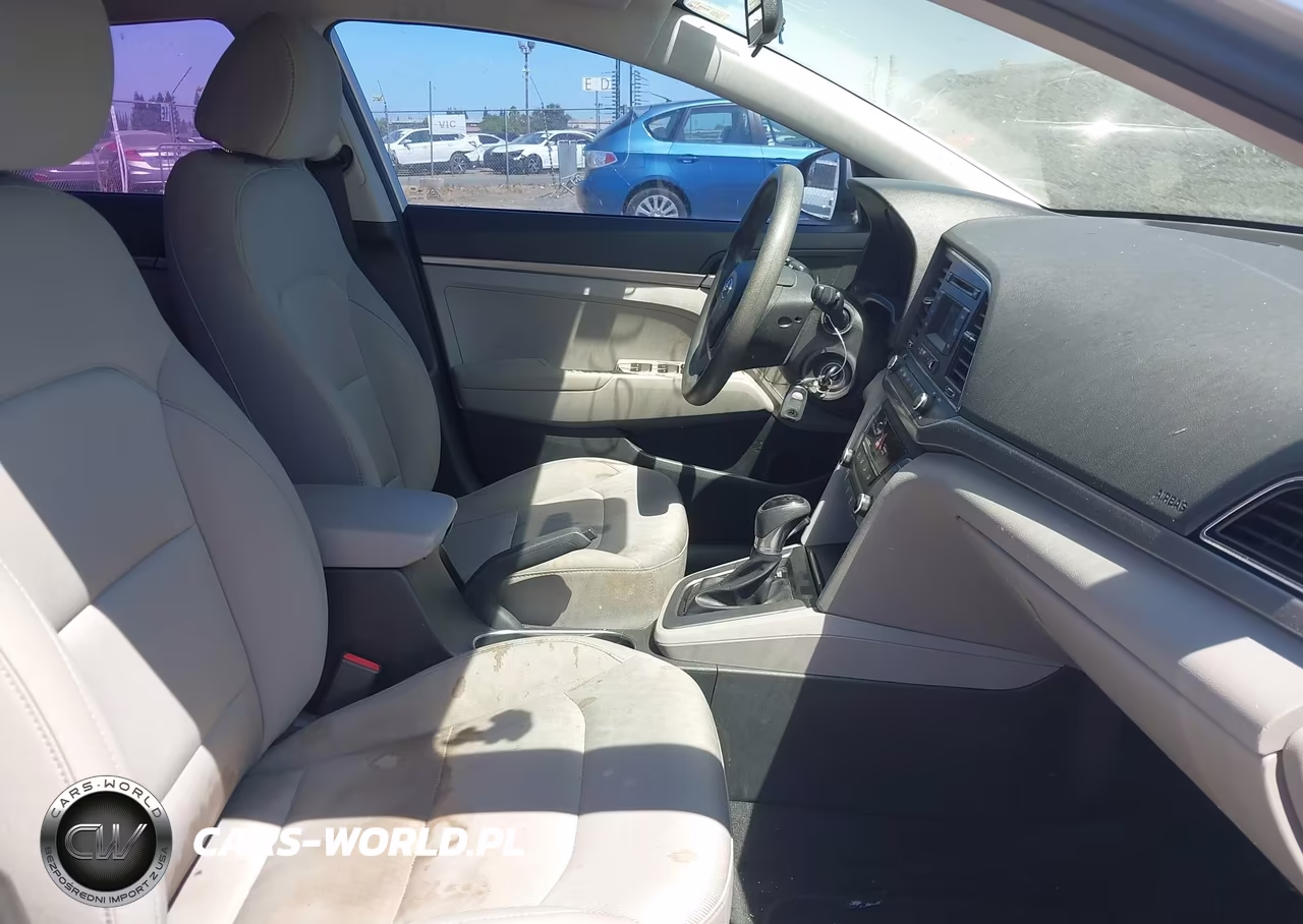 2017 Hyundai Elantra Se VIN:5NPD74LF2HH110261 - 5