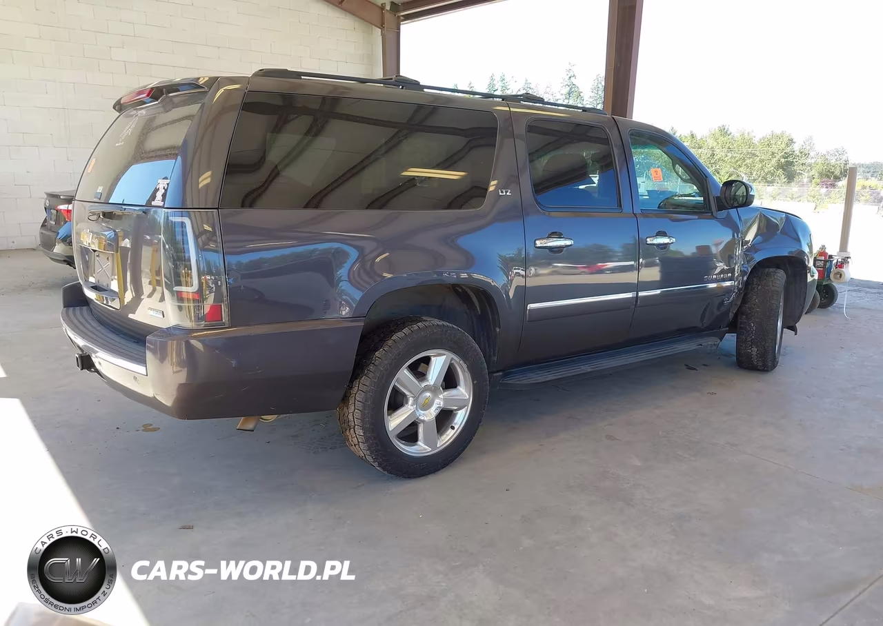2010 Chevrolet Suburban 1500 Ltz VIN:1GNUKKE38AR187700 - 4